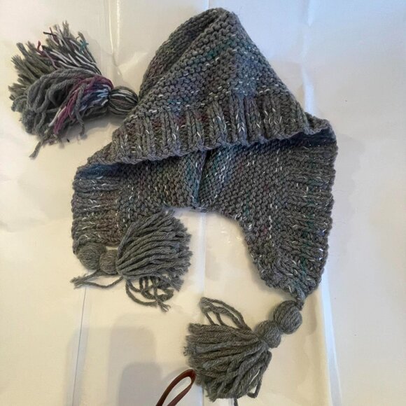 VIV VOVEO hat, 50% merino, 50% alpaca,UNISEX handknit in Canada. Gray NWT. OOAK - Picture 7 of 8